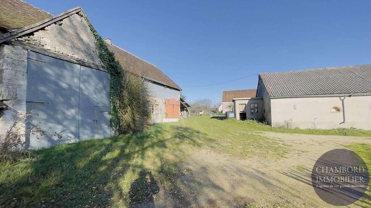 Maison à SAINT-LUBIN-EN-VERGONNOIS