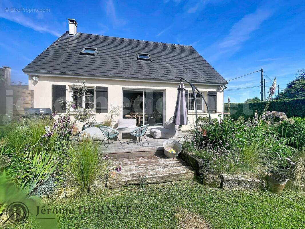 isa_00008 - Maison à GRANDVILLIERS