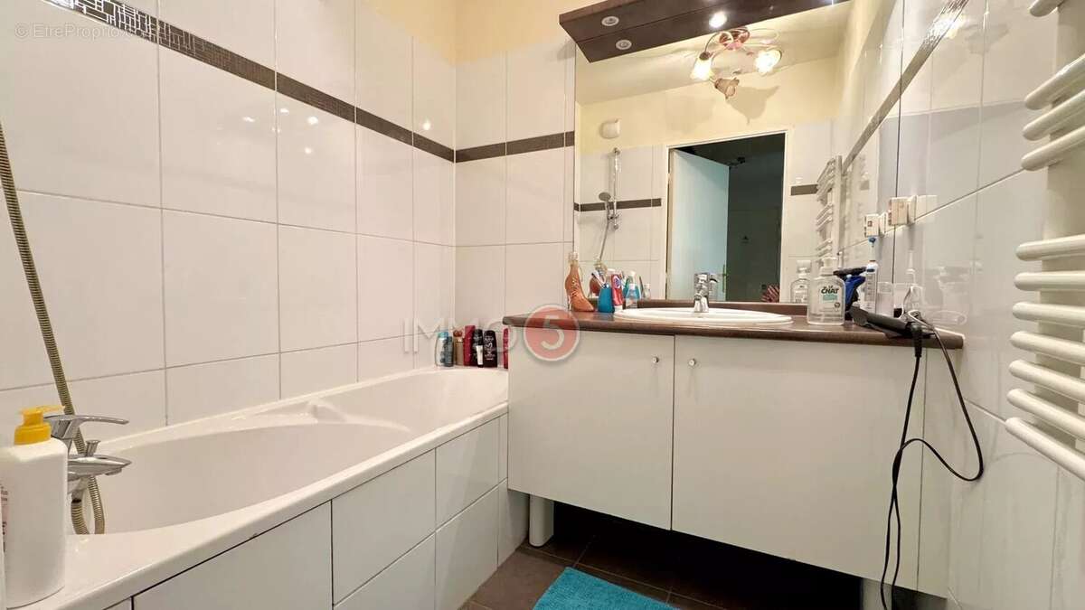 Appartement à LE RAINCY