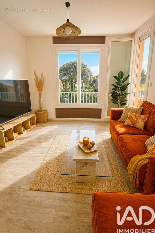 Photo 3 - Appartement à ROQUEBRUNE-SUR-ARGENS