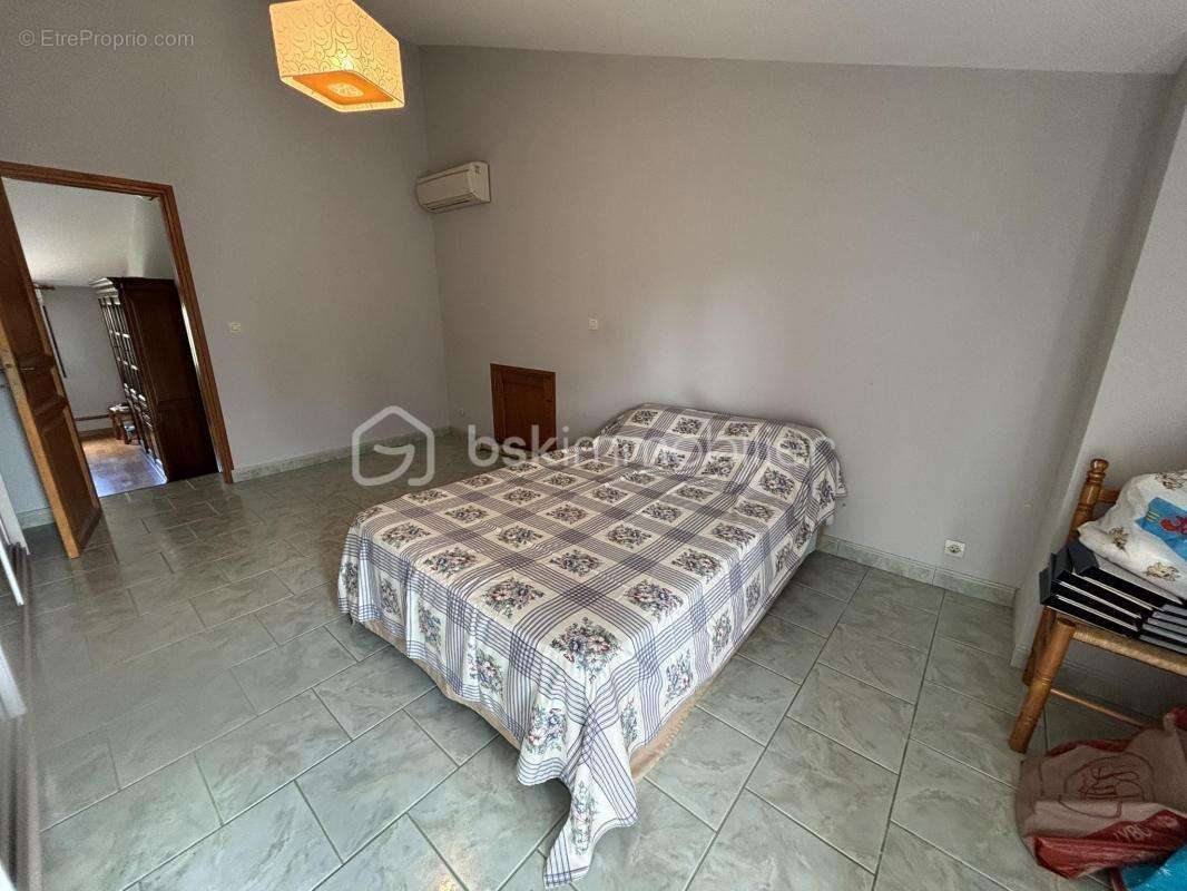 Maison à CASTELNAU-DE-GUERS