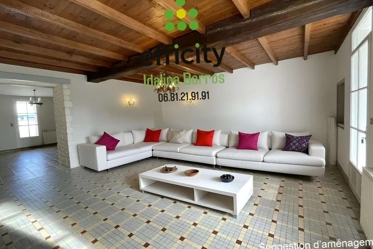 Maison à SAINT-BRIS-DES-BOIS