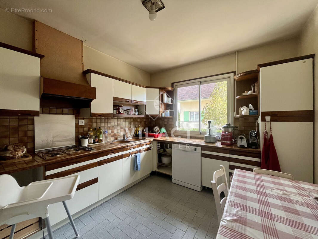 Maison à BLANQUEFORT