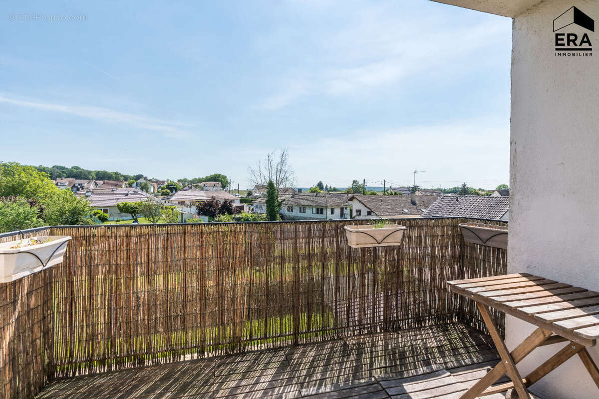 Appartement à BALLANCOURT-SUR-ESSONNE