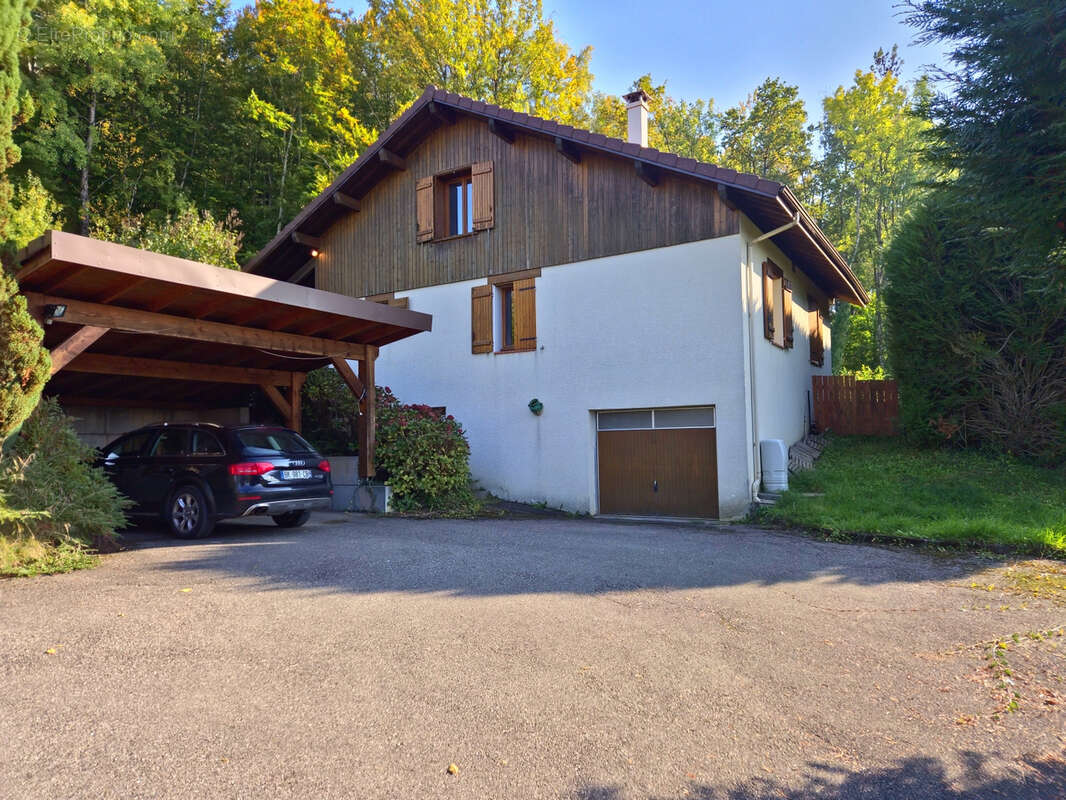 Maison à SAINT-MARTIN-BELLEVUE