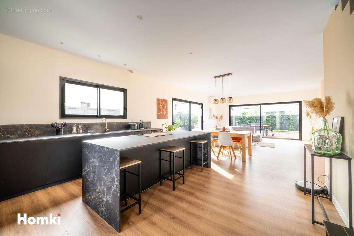 Maison à LANSARGUES