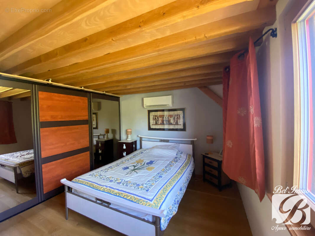Maison à PEROUGES