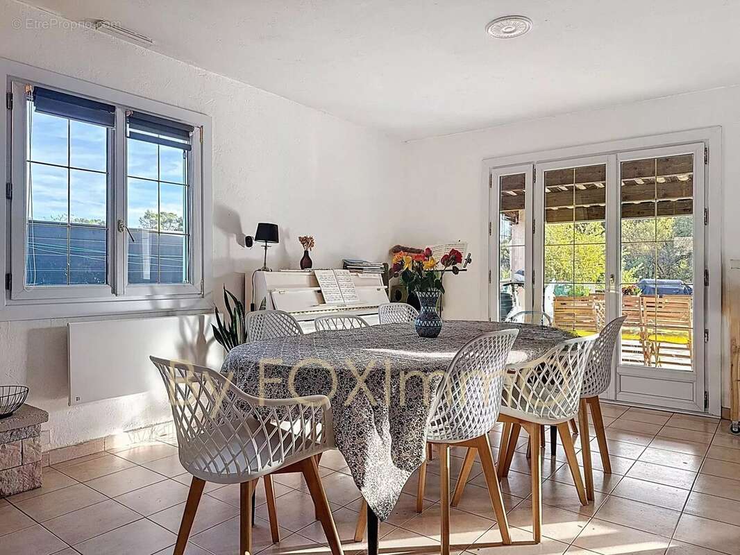 Maison à SAINT-JEANNET