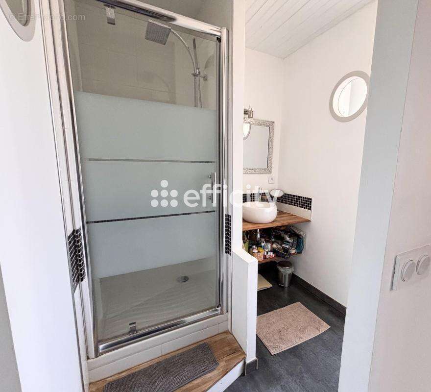 Maison 193 m² à Dompierre-Sur-Mer  - photo 17