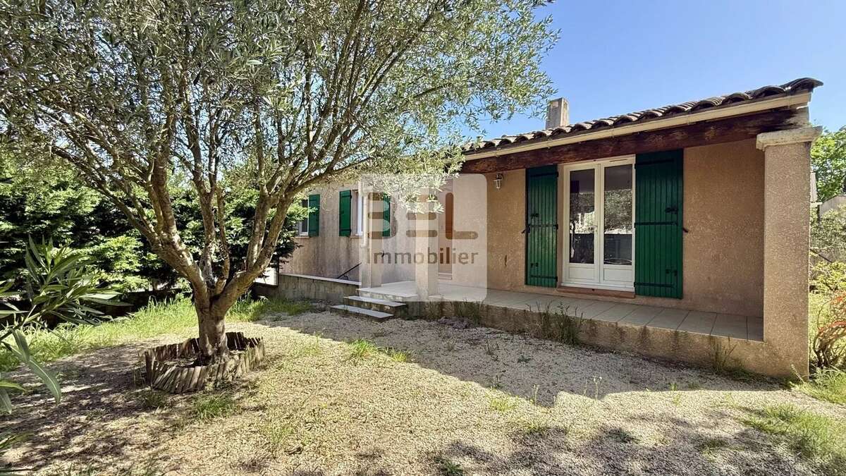 Maison à CHUSCLAN