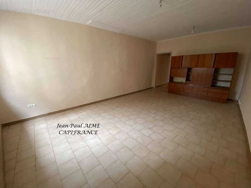 Maison à PONT-SAINT-ESPRIT