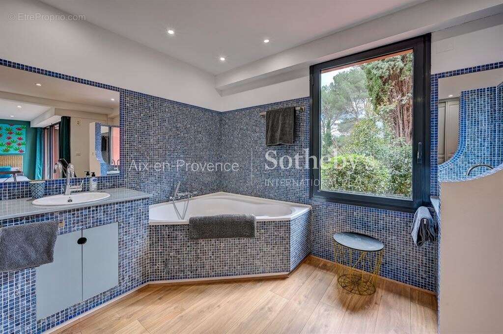 Maison à AIX-EN-PROVENCE