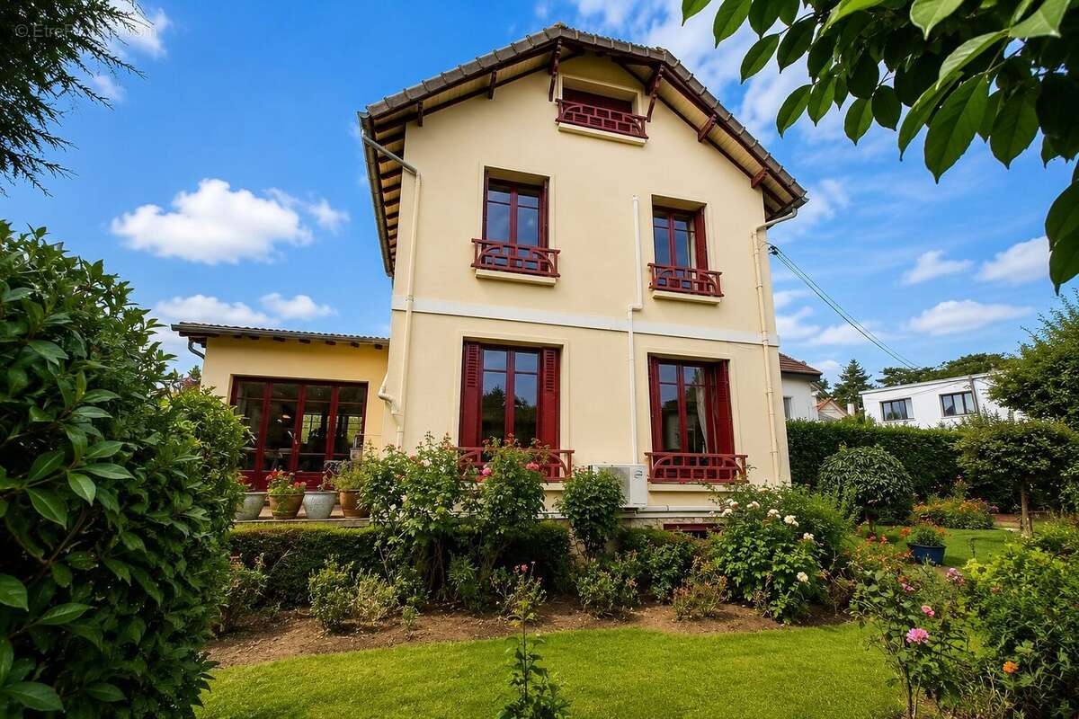 Maison 103 m² à Le Vesinet  - photo 3
