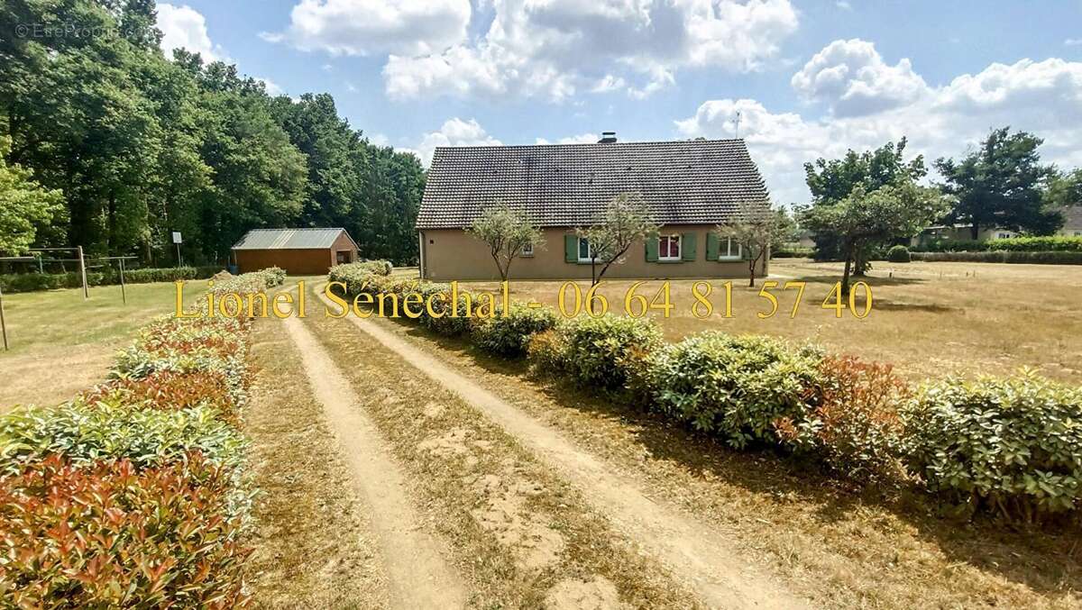 Maison à PARIGNE-L'EVEQUE