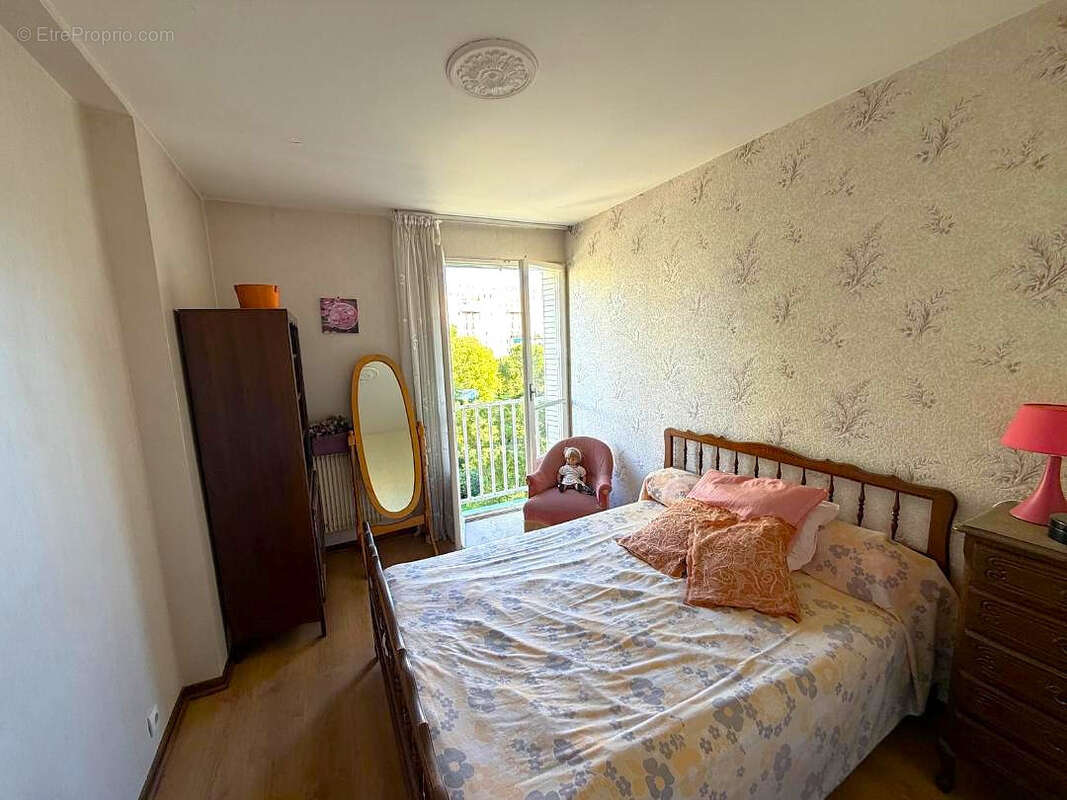 Appartement à MARSEILLE-13E