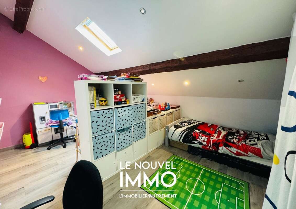 Appartement à ROGNAC