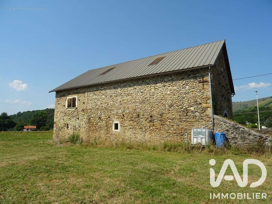 Maison 300 m² à Trois-Villes  - photo 7