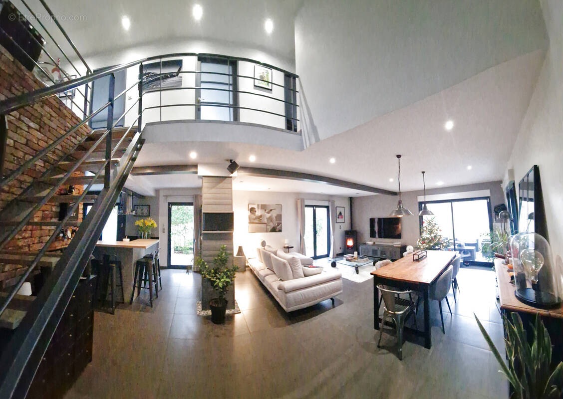 Maison à ANNOEULLIN