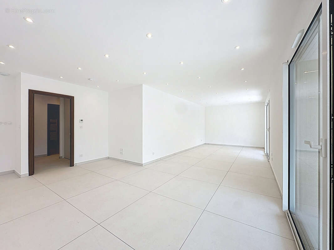 Appartement à AIX-LES-BAINS