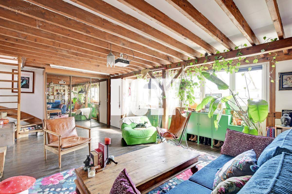 Appartement à PARIS-17E
