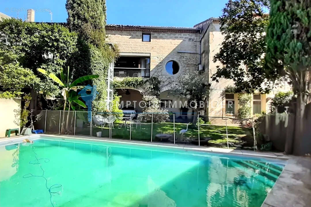 Immeuble de rapport avec Maison vigneronne et  locaux proche centre ville - photo 9