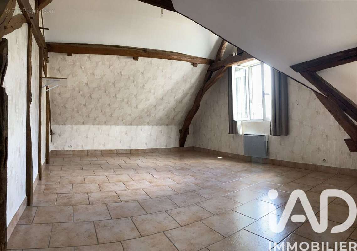 Photo 9 - Appartement à NEUILLE-PONT-PIERRE