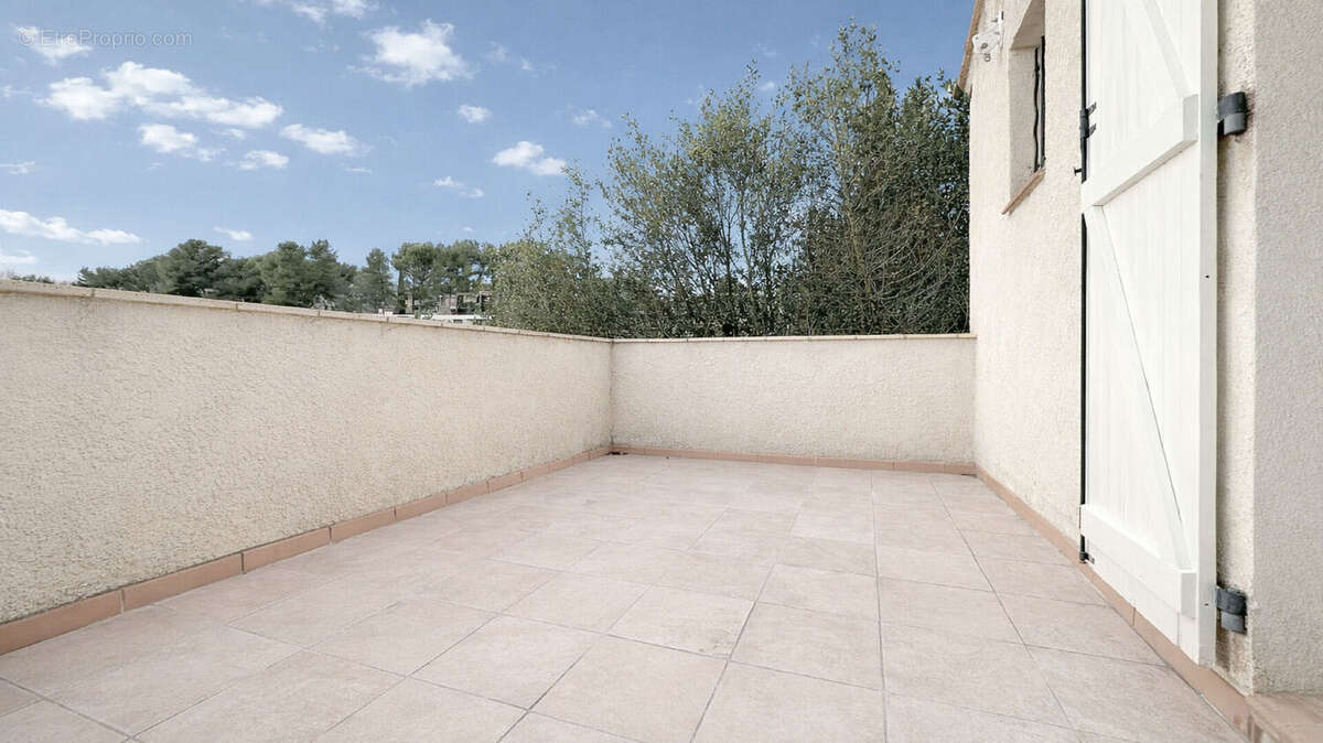 SOUS COMPROMIS Maison Aix En Provence 4 pièce(s) 90 m2 - photo 9
