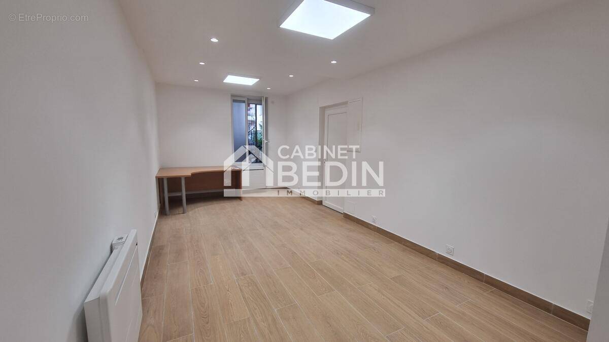 Commerce à TOURNEFEUILLE