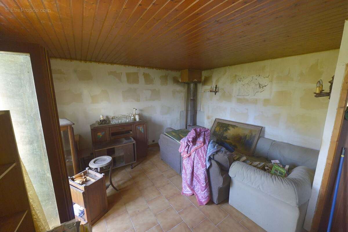 Maison 95 m² à Semussac  - photo 6