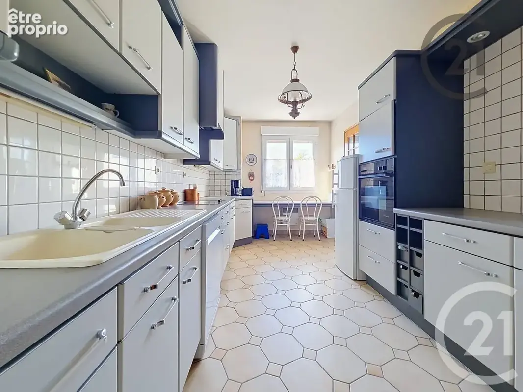 Appartement 5 pièces 114 m² à vendre à Reims (51100) - photo 11
