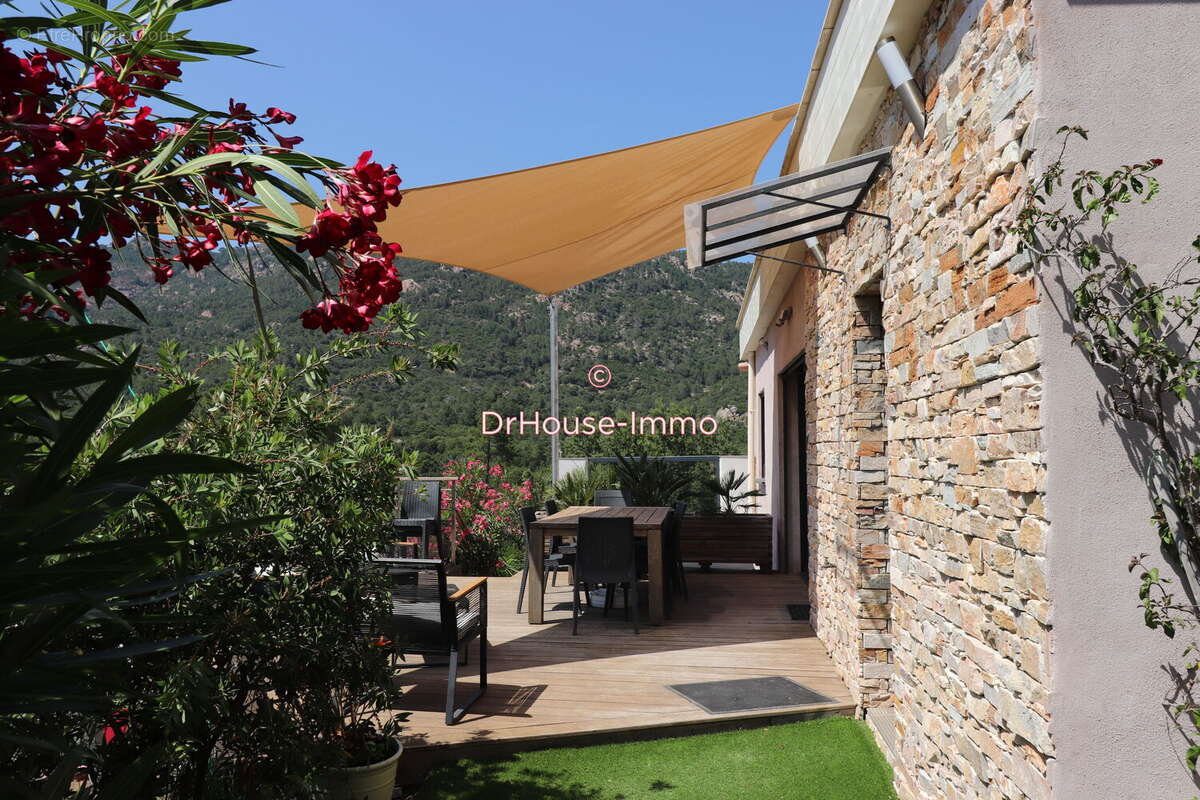 Maison à PORTO-VECCHIO