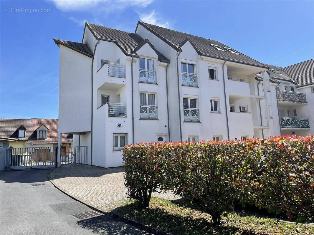 Appartement à PONTAULT-COMBAULT