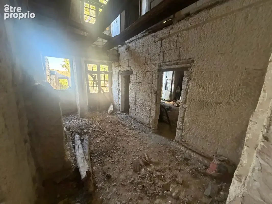 Ancienne maison - 7 pieces - à réhabiliter - photo 10