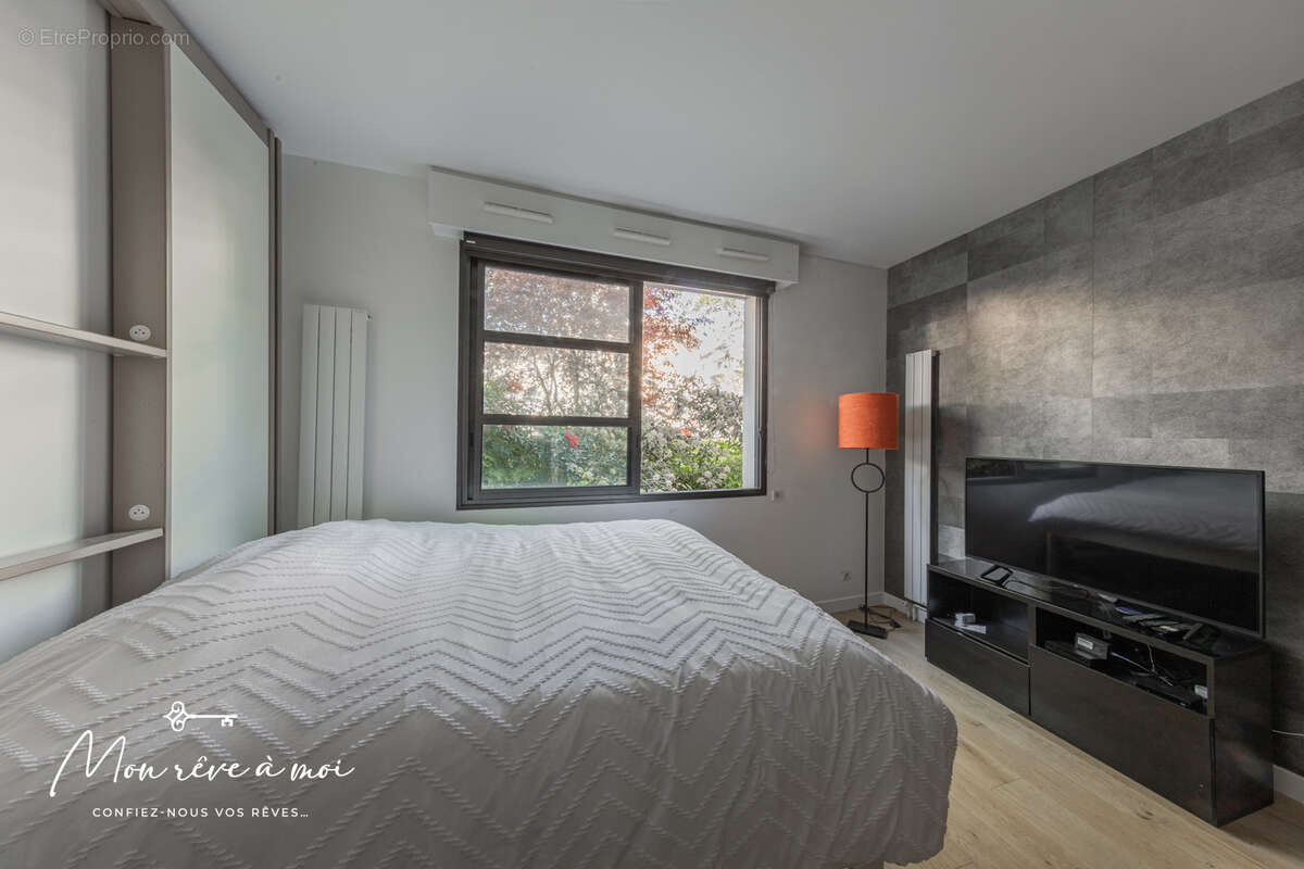Appartement à LEVALLOIS-PERRET