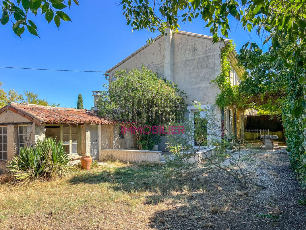 Maison 90 m² à Carpentras  - photo 2