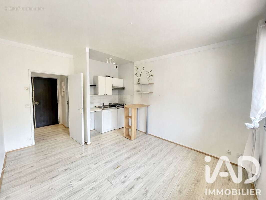 Photo 2 - Appartement à NOGENT-SUR-MARNE