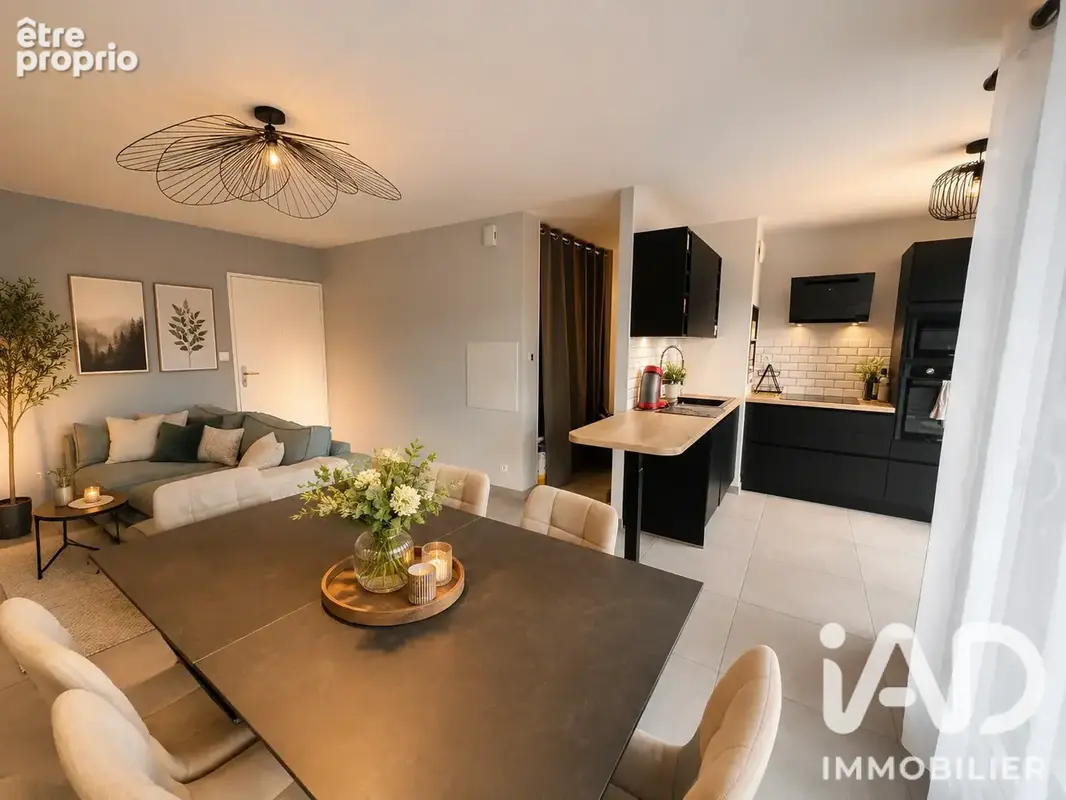 Photo 1 - Appartement à SAINT-JACQUES-DE-LA-LANDE
