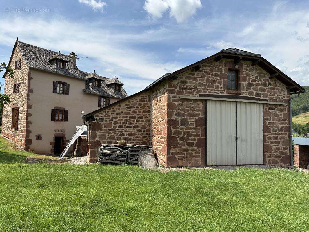 Maison à SAINT-CHRISTOPHE-VALLON