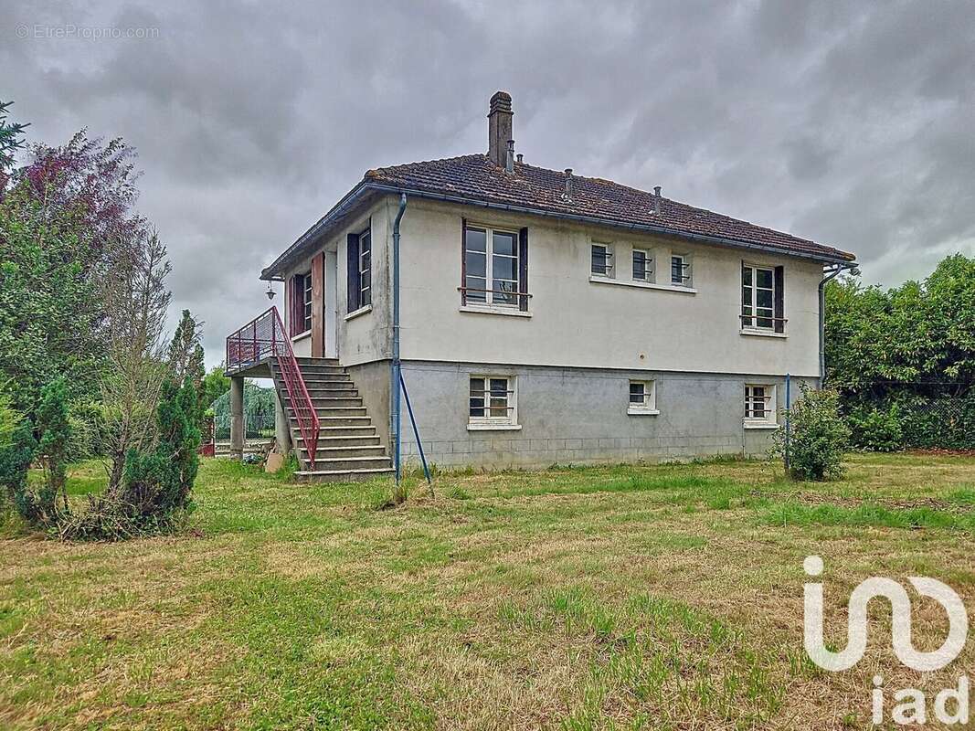 Photo 2 - Maison à CHAMPIGNELLES