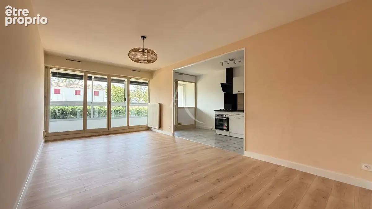 Appartement La Roche Sur Yon 4 pièce(s) 90m2 - photo 3