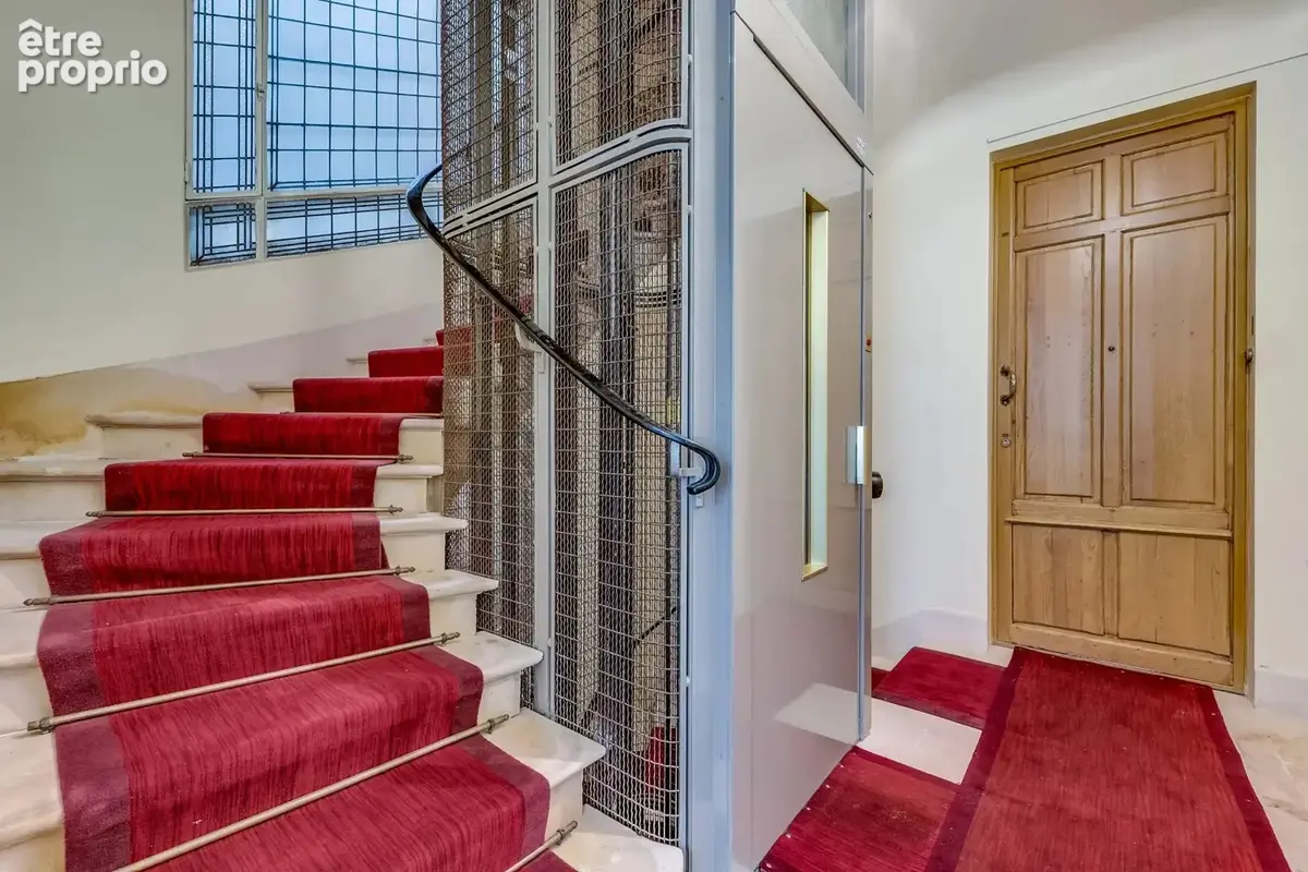 Paris 75008 charmant pied a terre champs elysees - photo 9