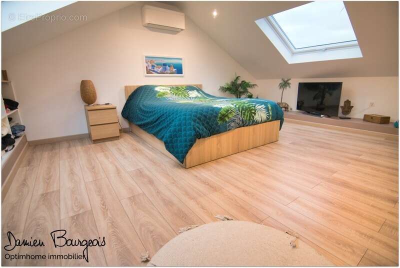 Maison à SAINT-GENIS-POUILLY