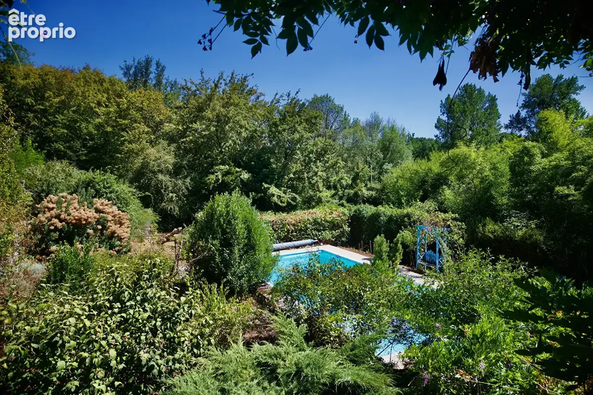 Propriété de caractère exceptionnelle avec dépendances, piscine et 3,5 hectares - photo 22