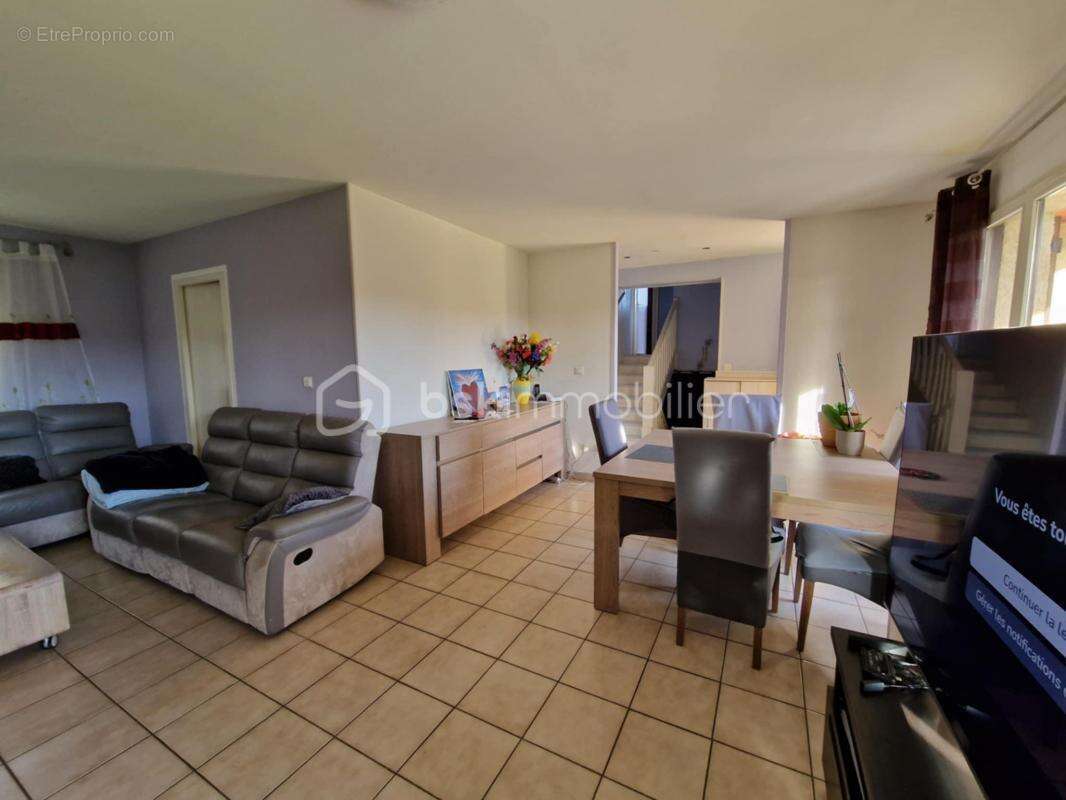 Maison à LA TOUR-DU-PIN