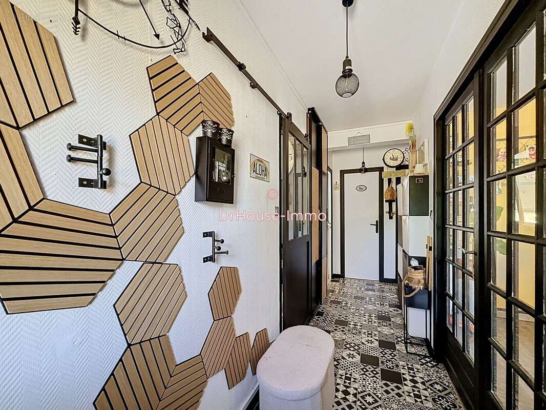 Maison 130 m² à Neuvic  - photo 5