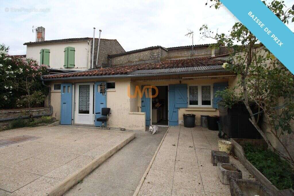 Maison à LES EGLISES-D&#039;ARGENTEUIL