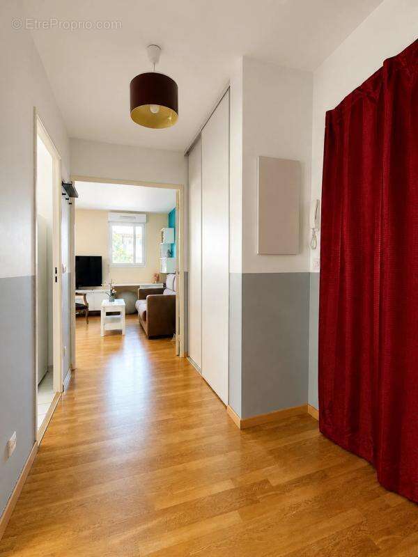T2 49m² – balcon 8,67m² sud-ouest + box – gare d'Achères - photo 7