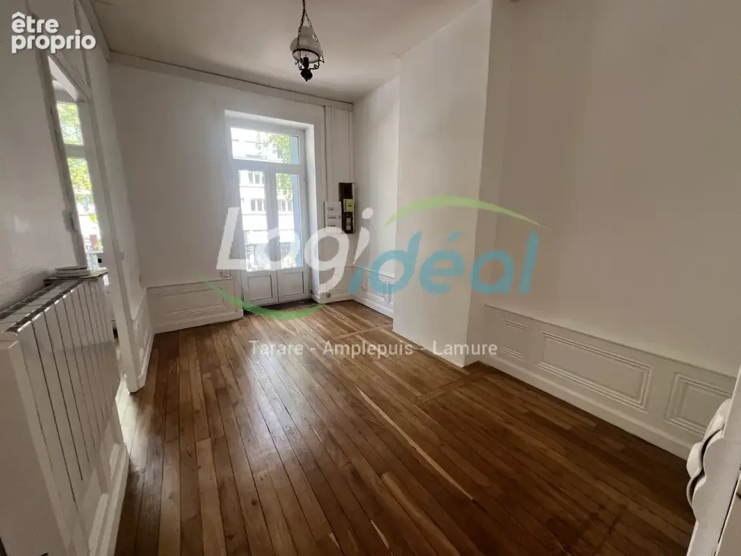 Photo Appartement à Tarare au prix de 140 000€