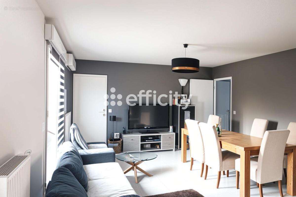 Appartement à IVRY-SUR-SEINE