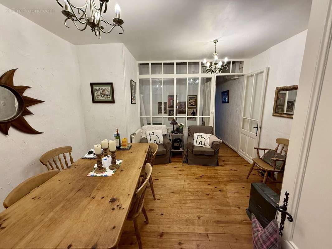 Maison à SAINTE-FOY-LA-GRANDE